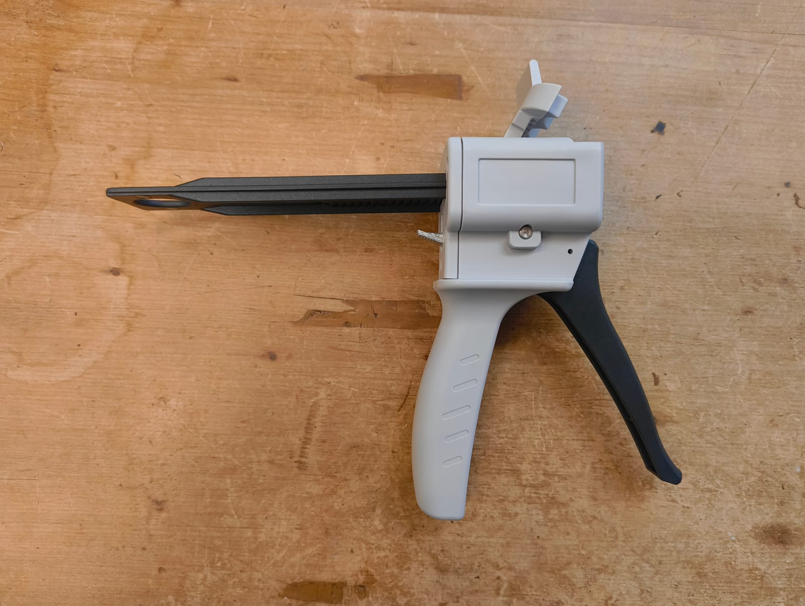 Manual applicator gun for DP-490